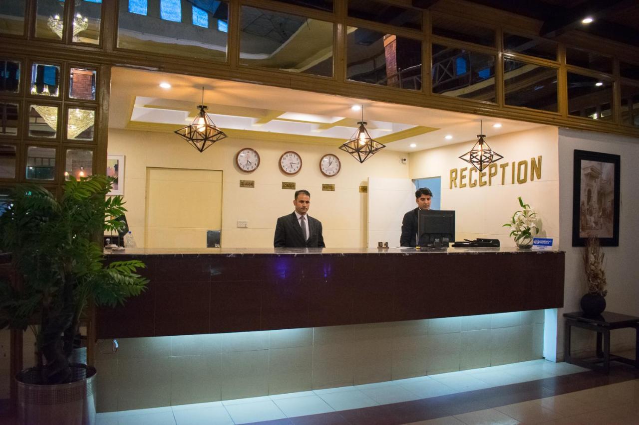 רוואלפינדי Hotel Royal Palace מראה חיצוני תמונה