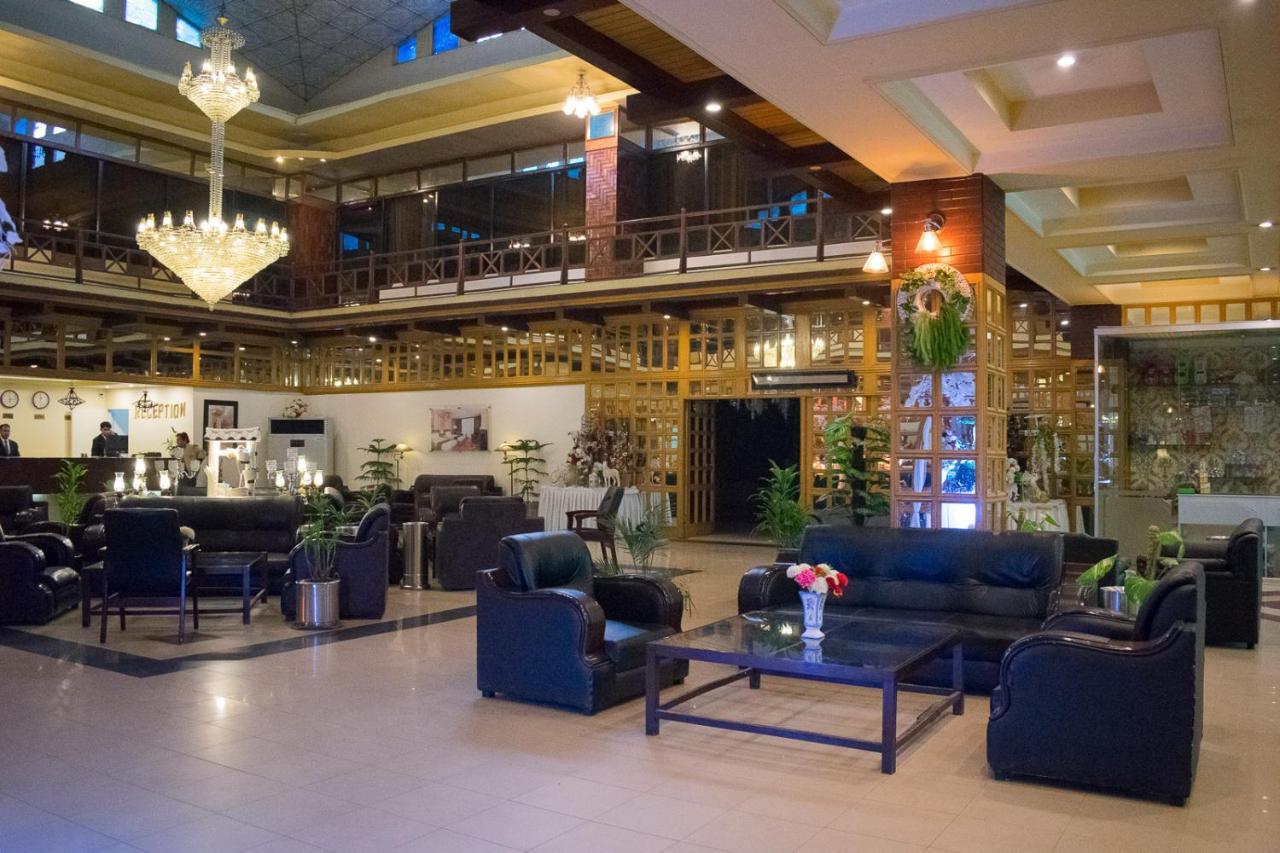 רוואלפינדי Hotel Royal Palace מראה חיצוני תמונה